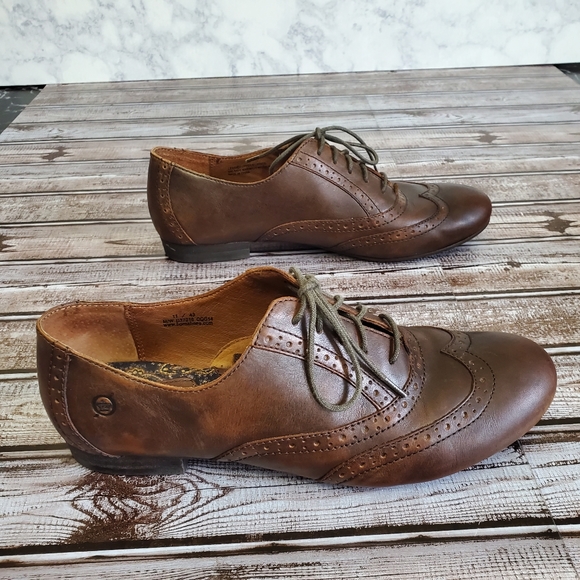 Born Shoes Born Bristol Cognac Burnished Leather Oxfords Born Shoes Born Bristol Cognac Burnished Leather Oxfords